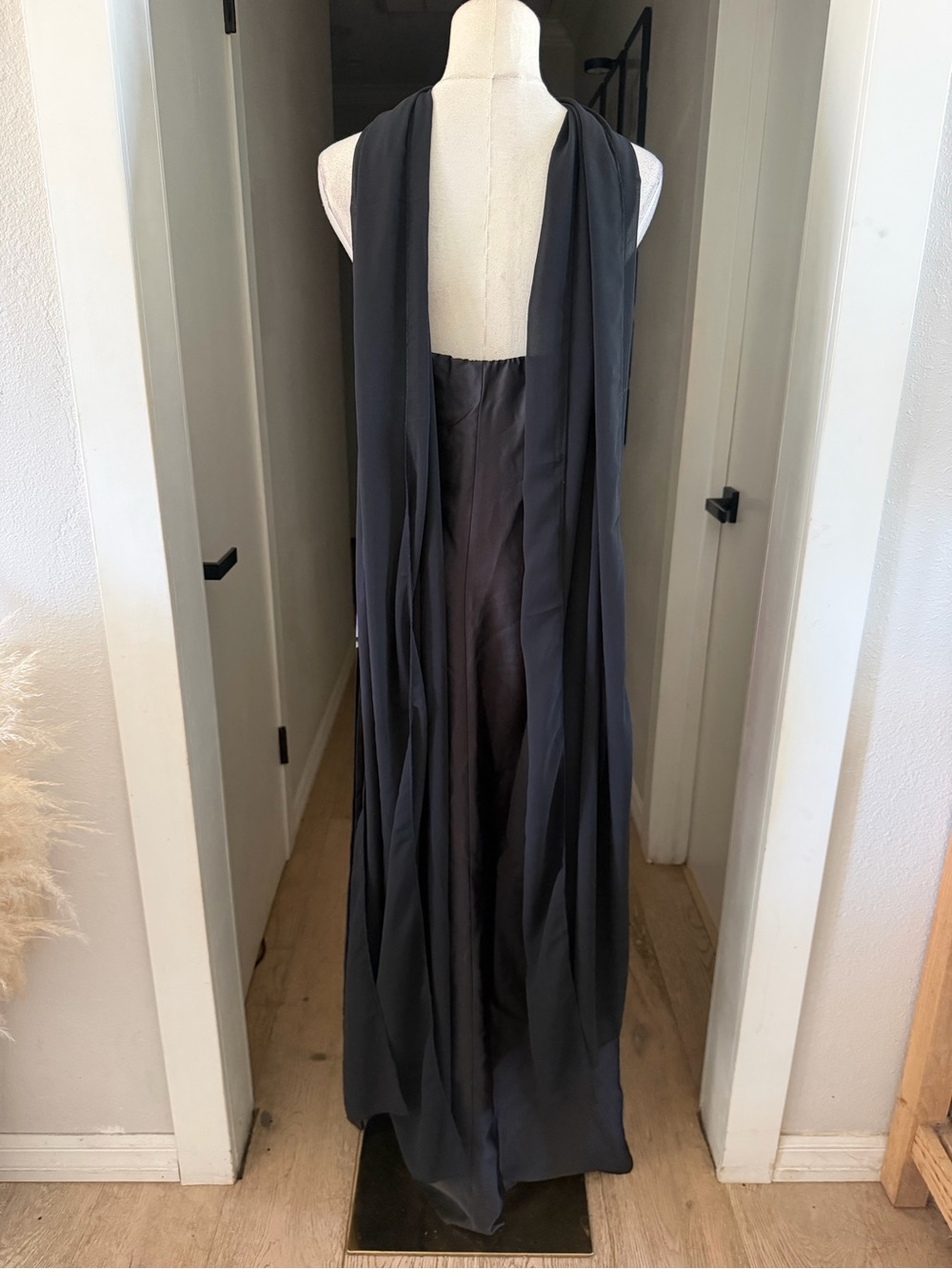 Show Me Your MuMu Renee Maxi Dress Wild Iris Luxe Satin Sz M MSRP $218 NEW - Picture 7 of 9